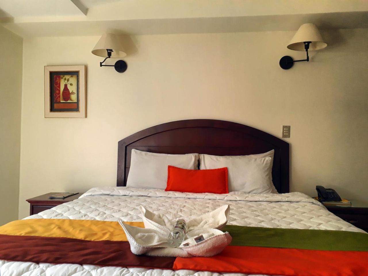 Kal Nawi Hotel サンサルバドル エクステリア 写真